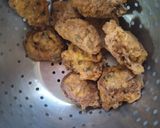 Foto del paso 4 de la receta: Buñuelos con vegetales!