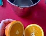 Foto del passaggio 1 della ricetta Cremina pasticcera leggera all'arancia🍊✨🎄🧡