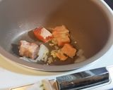 ［電子鍋］奶油鮭魚燉飯的食譜步驟3照片
