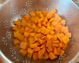 Foto del passaggio 5 della ricetta 140 • Dolce umido di patata americana alla vaniglia e rum 🍠🥃🍠🥃🍠 (senza glutine)
