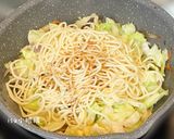 肉絲蔬菜炒麵的食譜步驟5照片