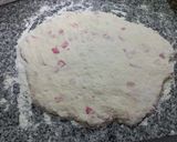 Foto del paso 3 de la receta: Pancitos saborizados de salame y queso