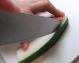 A picture of step 1 of Winter Melon and Tomato Simmer.