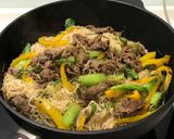 雙椒沙茶牛肉炒米粉的食譜步驟3照片