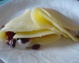 A picture of step 5 of Chewy Rice Flour Crepes in the Microwave.
