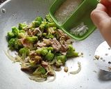 Foto langkah ke 6 dari resep Daging Sapi Cah Brokoli.