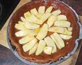 Foto del paso 4 de la receta: Tarta de manzana y flan con helado