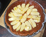 Foto del paso 4 de la receta: Tarta de manzana y flan con helado