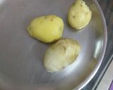 A picture of step 1 of Stuffed Tomato.