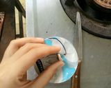A picture of step 3 of Oreo ice-cream yogurt.
