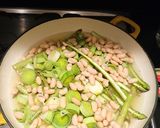A picture of step 4 of Leek Orzotto with Asparagus and rocket.