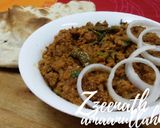 A picture of step 4 of Dum Ka Kheema Pav.