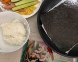 Hình bước làm 1 của món Kimbap đơn giản