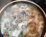 Foto del paso 4 de la receta: Potaje casero con espinacas y bacalao