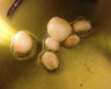 A picture of step 5 of Spicy marinated mixed olives.
