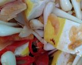 Foto langkah ke 4 dari resep Tahu Kecap Bawang Kucai.