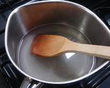 A picture of step 2 of Strawberry Jello with Pulp Made with Agar (Kanten).