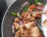Foto del paso 3 de la receta: Lomo Saltado de Pescado