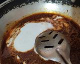 A picture of step 5 of Mushroom matar restaurant style.