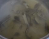 A picture of step 2 of Daikon Radish Miso Soup with Small Dried Sardines.