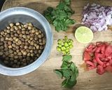 A picture of step 3 of Kala Chana chaat.