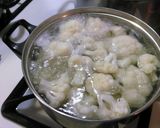 A picture of step 3 of cauliflower Alfredo sauce.