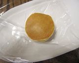A picture of step 5 of Easy and Impressive Rice Flour Dorayaki.