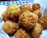 A picture of step 4 of Sweet Potato and Chestnut Fried Balls.