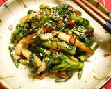 A picture of step 3 of Chrysanthemum Greens and Chikuwa Fishstick Kinpira.