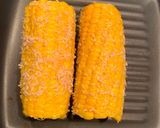 A picture of step 5 of Grilled sweet corn with coconut crumbs.