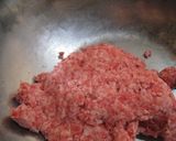 A picture of step 2 of Bean Sprouts Teriyaki Hamburgers.