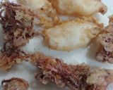 Foto del paso 2 de la receta: Calamarines nacional fritos con julivert fresc i Ali oli mallorquí