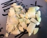 Une image de l'étape 1 de Porc aux tomates séchées, ail mariné, oignon et épices italiennes.