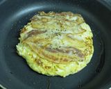 A picture of step 5 of Fluffy Kansai-style Okonomiyaki with Cabbage and Nagaimo Yam.