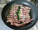 A picture of step 6 of Easy Pork-Wrapped Okra.