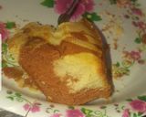 A picture of step 5 of Marble cake.
