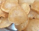 A picture of step 3 of PaniPuri.