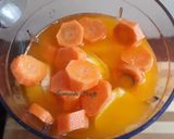 A picture of step 2 of Mango Carrot Smoothie.