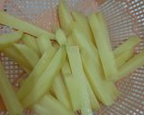 Foto langkah ke 3 dari resep Kentang Goreng Maizena.