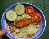 Hình bước làm 3 của món Salad bắp cải cá hộp cho ngày giảm cân