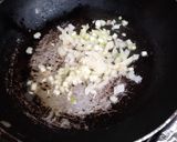 Foto del paso 2 de la receta: Huevos revueltos/batidos con mortadela