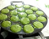 Foto langkah ke 4 dari resep Kue Cubit Daun Kelor.