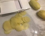 Foto del paso 1 de la receta: Torta de papa, jamón, espinacas y roquefort