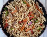 A picture of step 3 of Fusilli Pasta Stir Fry.