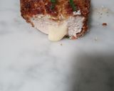 A picture of step 10 of Chicharrones Coated Chicken Stuffed with Cheese.
