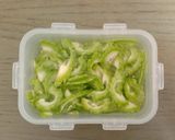 Foto langkah ke 1 dari resep Tumis Pare Simple.