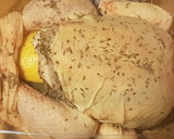 Foto del paso 3 de la receta: Picantón a las finas hierbas con toque al Limón