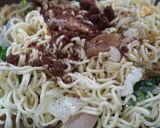 Foto langkah ke 8 dari resep Mie Biasa, Jadi Luar Biasa | Mie Goreng Bumbu Racik.