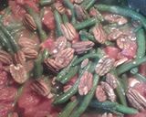 A picture of step 4 of Spicy green beans, tomatoes, and pecans.