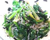 A picture of step 3 of Spinach with Nori Seaweed and Tiny Sardines (Namul).